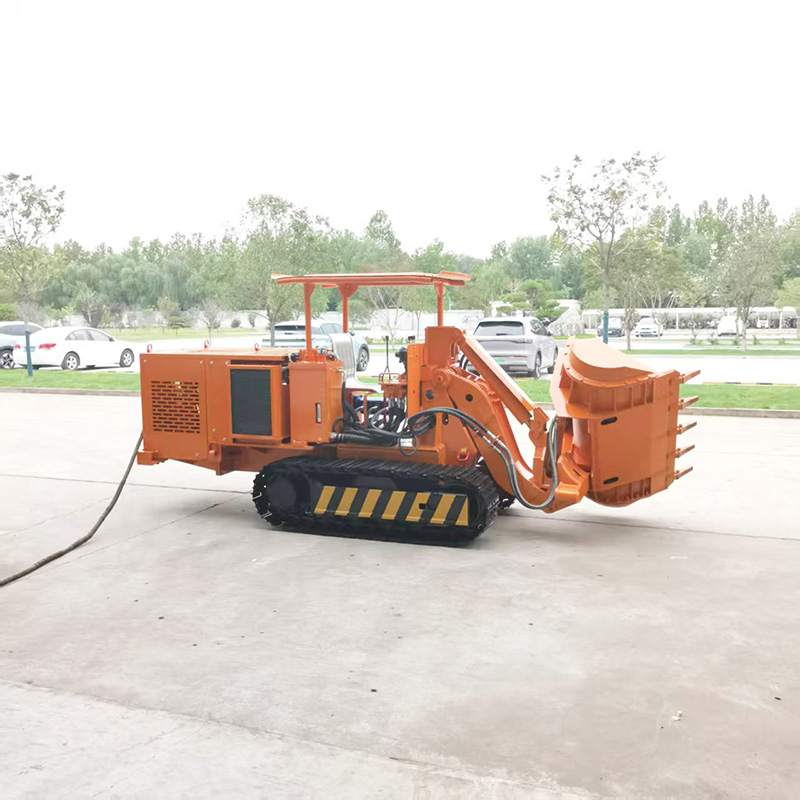 Großer Felslader mit seitlicher Entladung