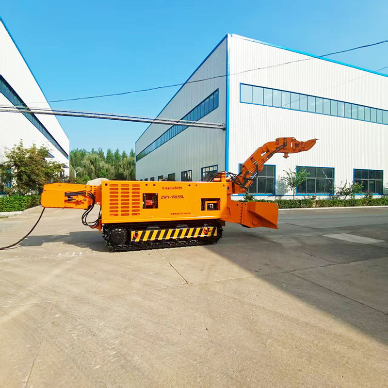 Mini chargeuse à déchets